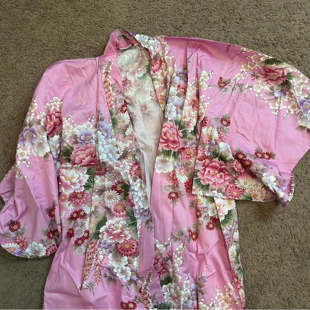 NWT Smithsonian Flowers in Bloom Yukata Kimono Robe Pink Small - Picture 5 of 7
